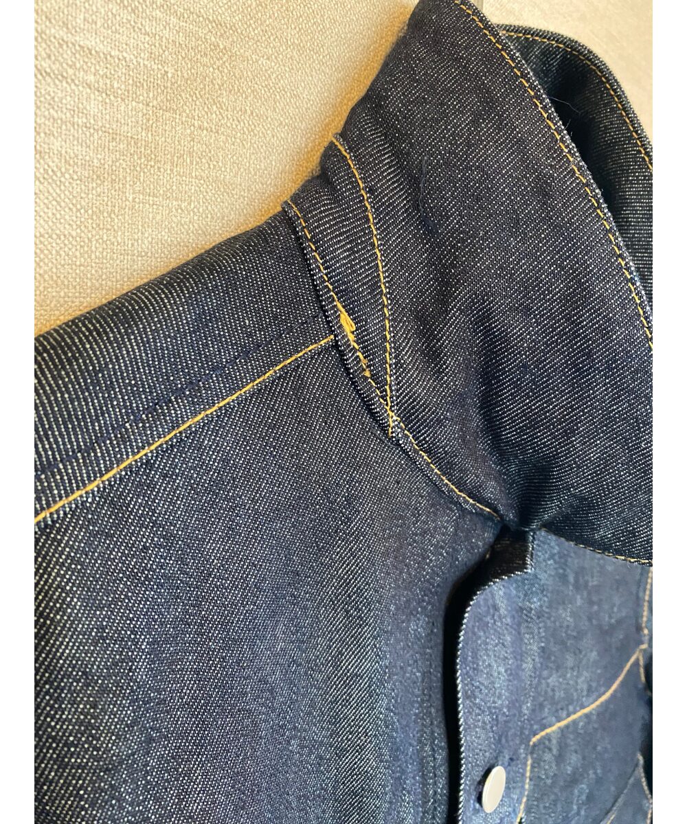 jeanikの台襟の写真です